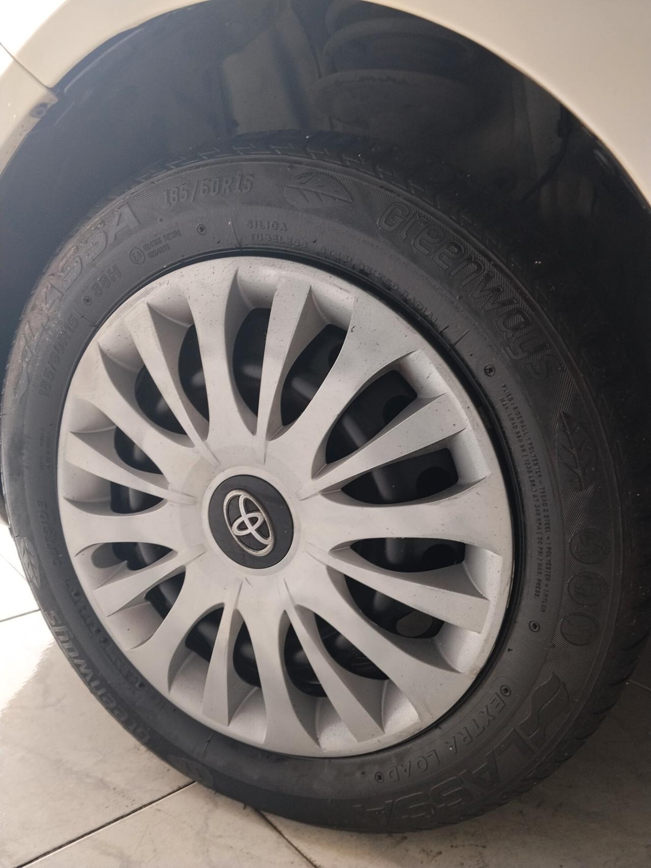 Toyota Yaris 1.0 benzina 2010 CON GARANZIA
