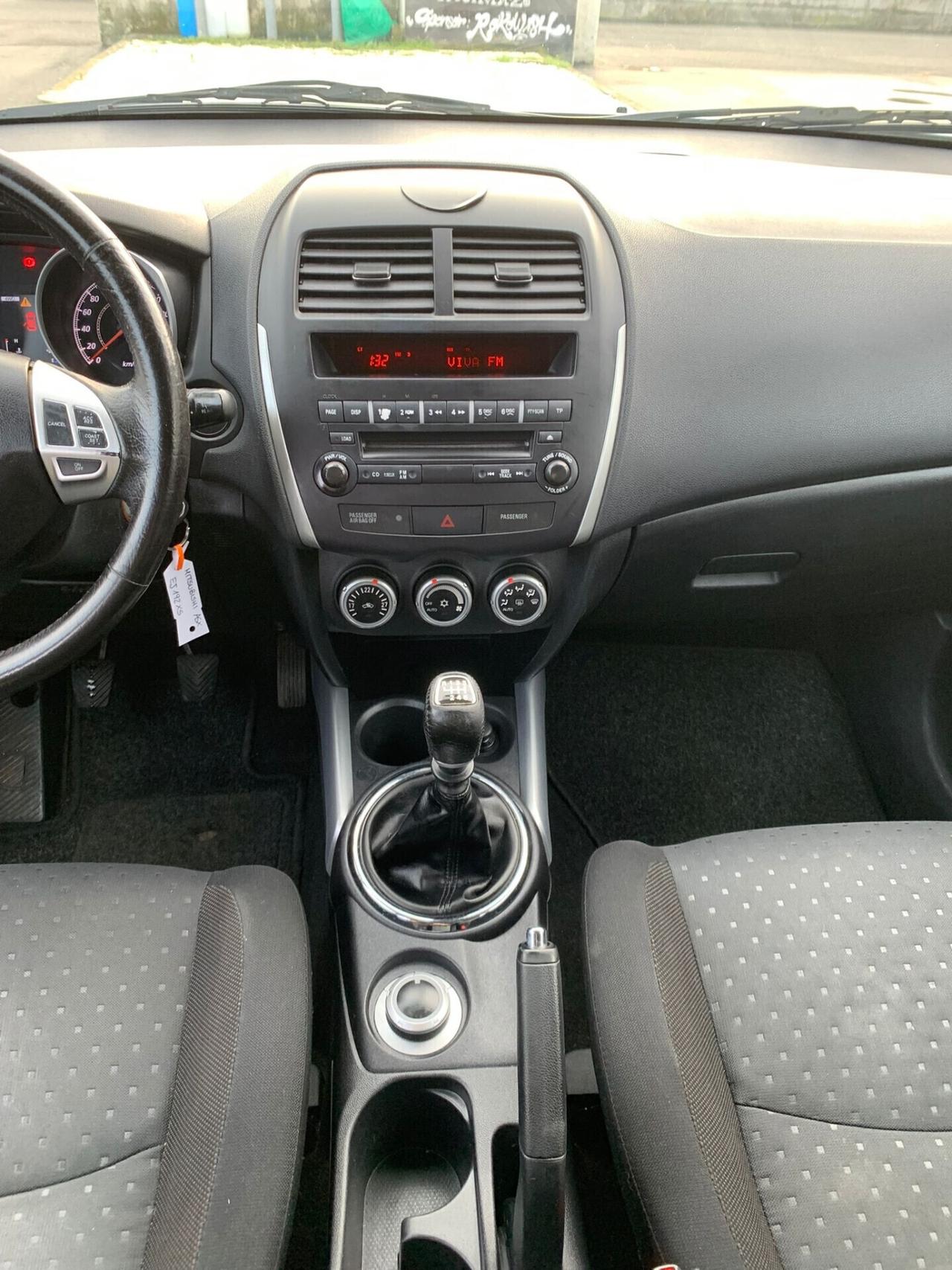 Mitsubishi Outlander 2.2 DI-D TC-SST Intense DPF