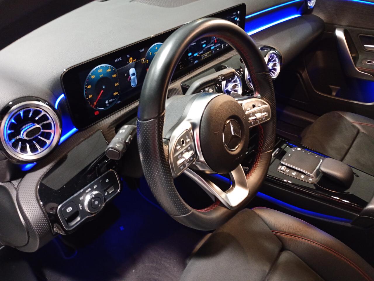 Mercedes-benz A 200 Automatic Premium Night Edition AMG