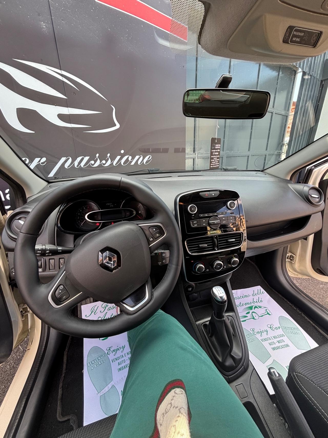 Renault Clio TCe 12V 90 CV GPL 5 porte Moschino Zen