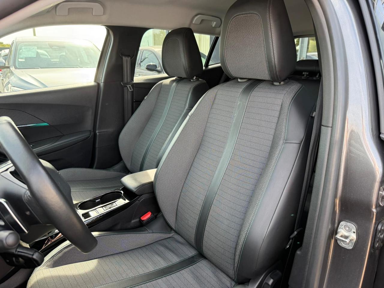 Peugeot 2008 BlueHDi 130 S&S EAT8 Allure