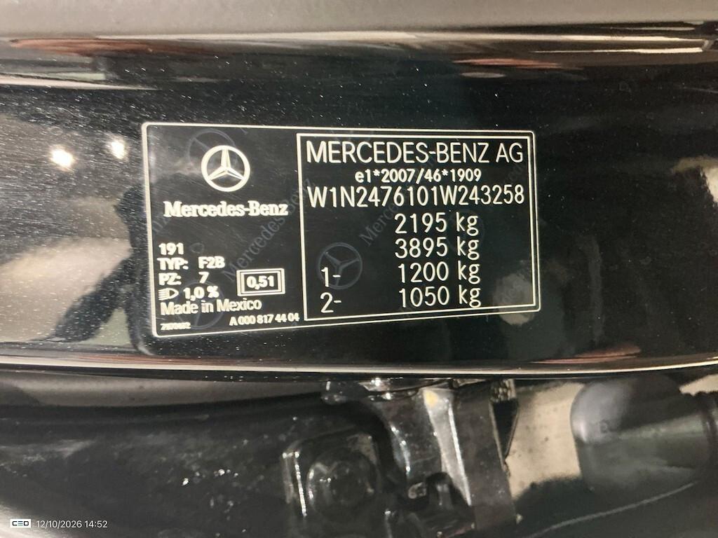 MERCEDES-BENZ GLB 180D 115CV AUTOMATIC BUSINESS SOLUTION ( FARI LED - CRUISE - PELLE - NAVI PREMIUM - PARK ASSIST )