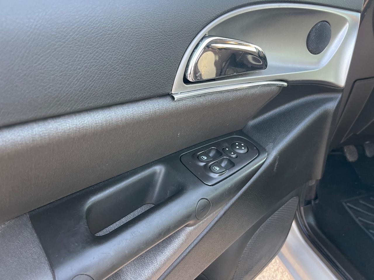 LANCIA YPSILON 1.4 8V FULL TETTO IN VETRO MY07