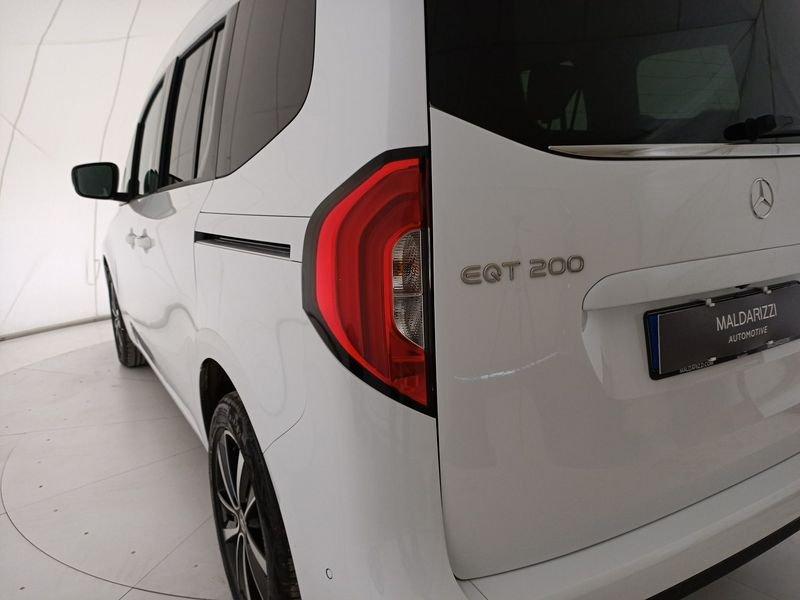 Mercedes-Benz EQT 4208 200