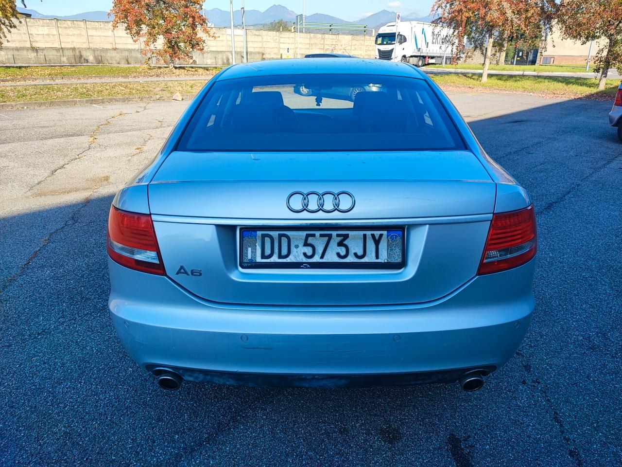 Audi A6 2.4 V6 quattro benzina GPL berlina