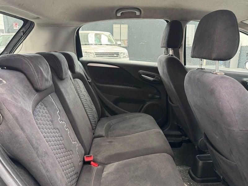 FIAT Punto 1.3 MultiJet II Lounge 75cv DPF