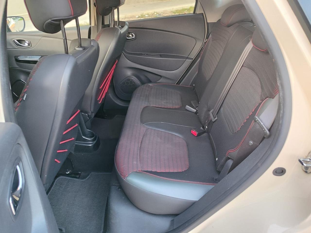 Renault Captur 1.5 dCi 90CV 2017 SUPER FULL!!