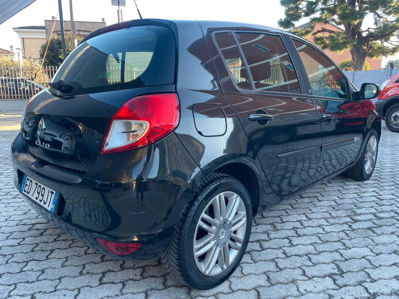 Renault Clio 1.2 16V 5 porte 20th Anniversario NEOPATENTATI