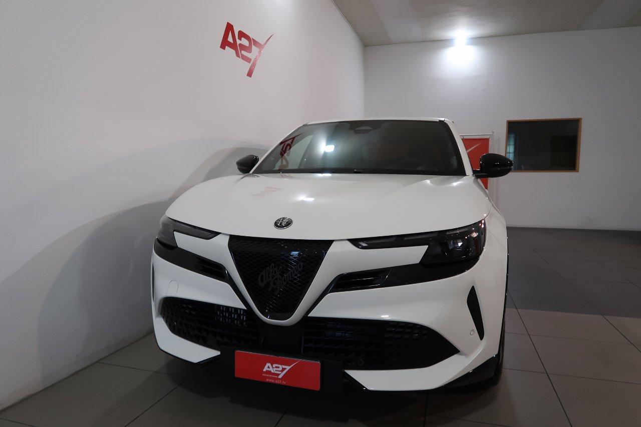 Alfa Romeo Junior 1.2 ibrida Ti 145cv edct6