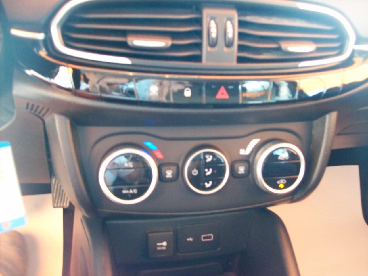 FIAT TIPO 1.6 MTJ CV.130 SW. S&S City Life "2022"