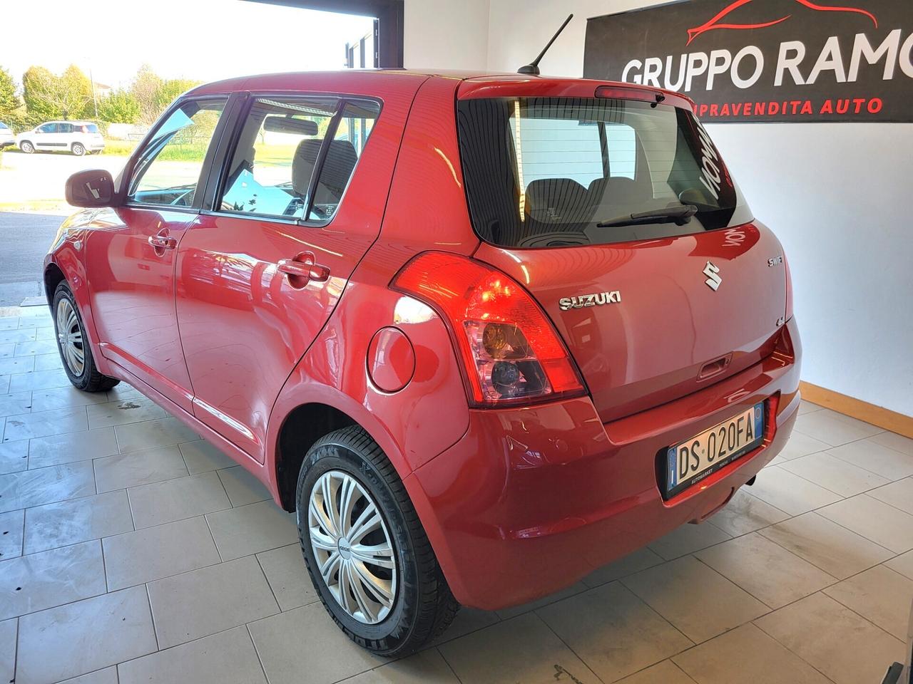 Suzuki Swift 1.3 4x4 5p. GL