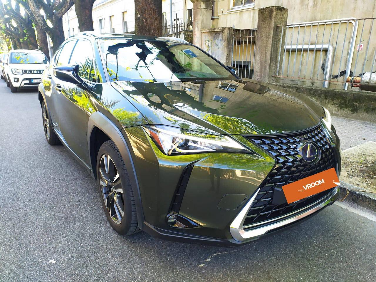 Lexus UX UX Hybrid Executive