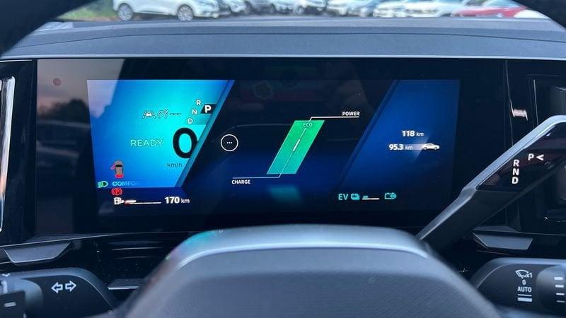 Renault Rafale techno full hybrid E-Tech 200 cv MY25