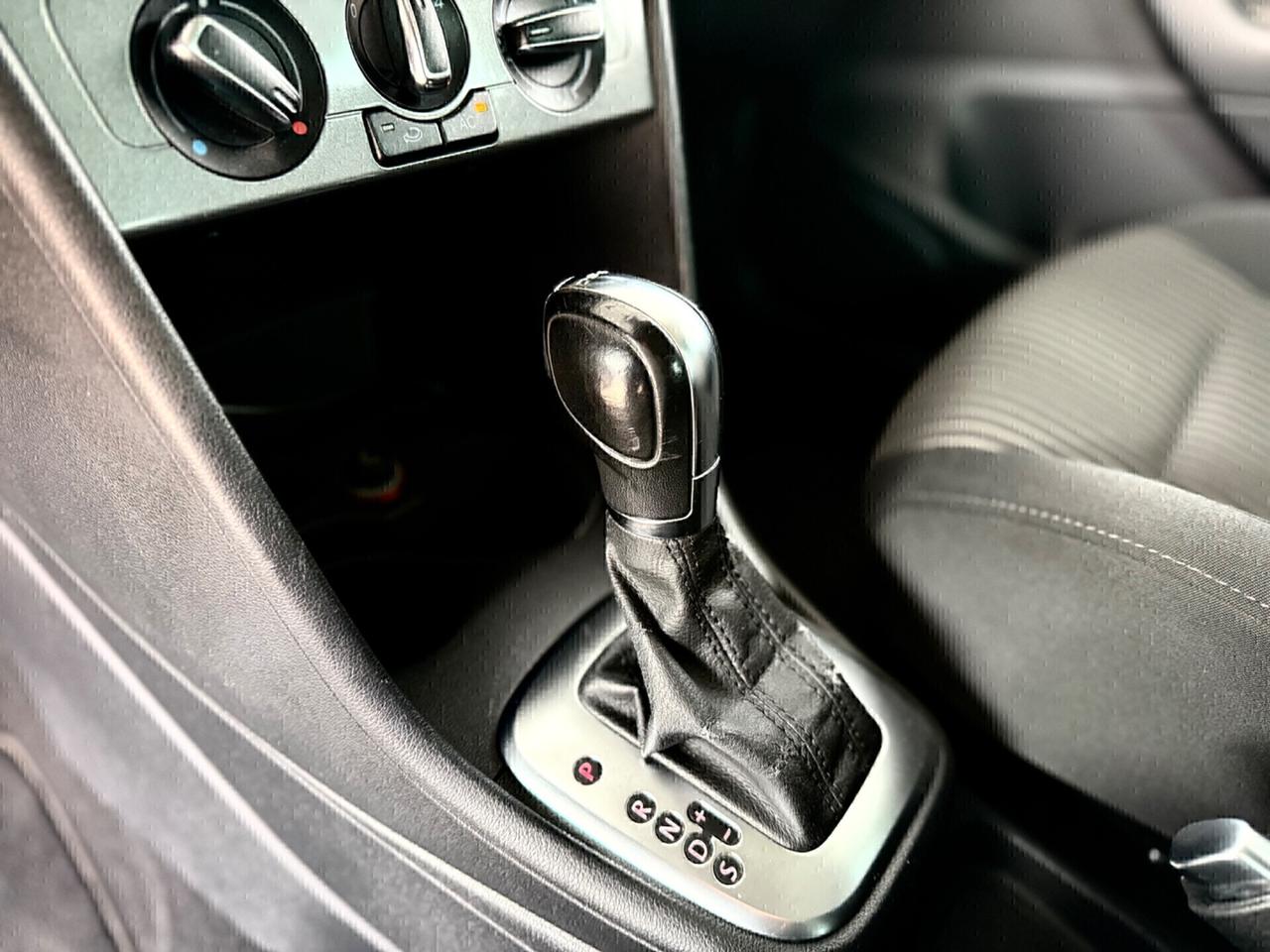 VW Polo 1.6 TDI 90CV AUTOMATICA DSG ANCHE NEOPATENTATI
