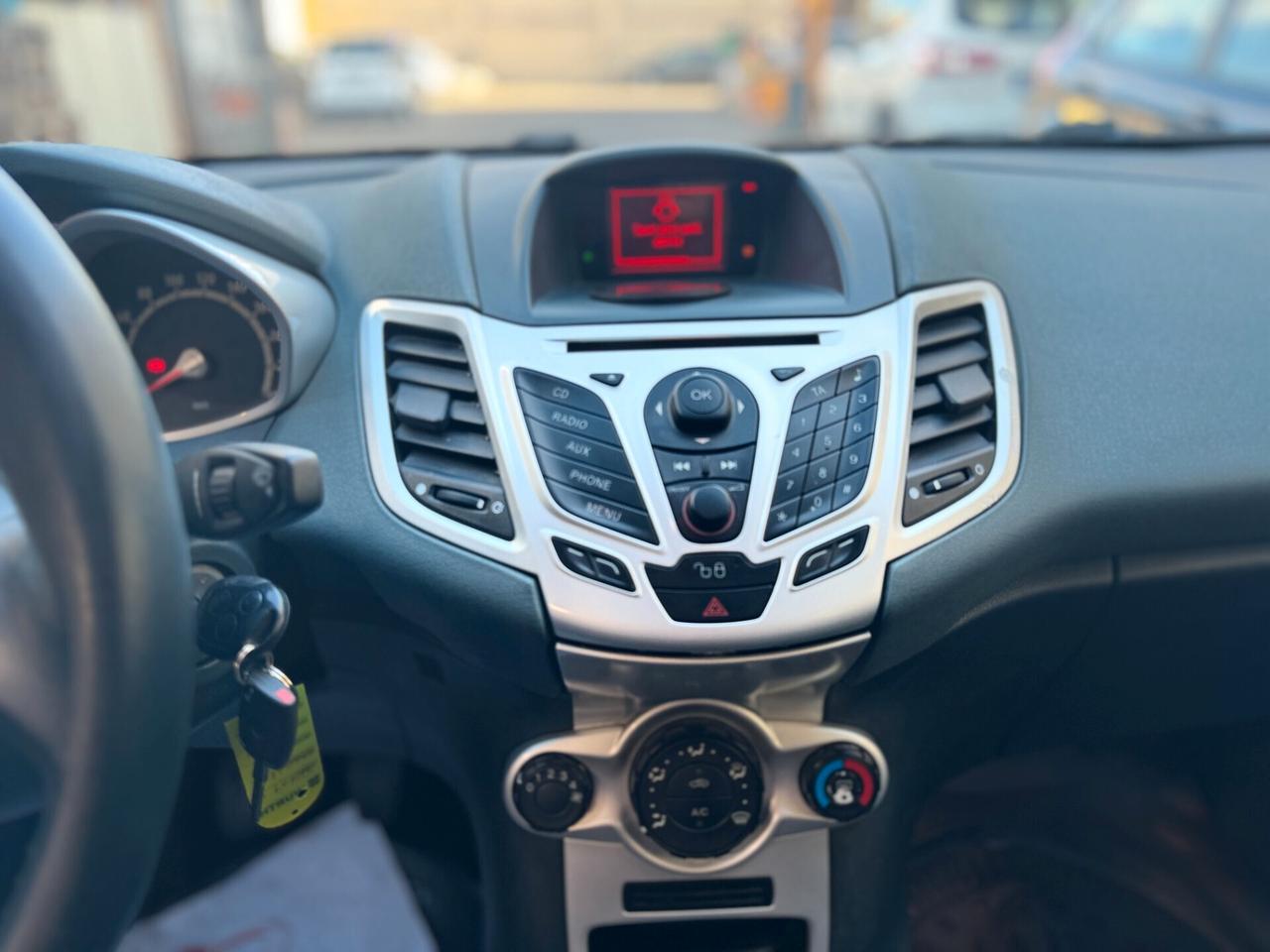 Ford Fiesta 1.4 TDCi 5p. Titanium