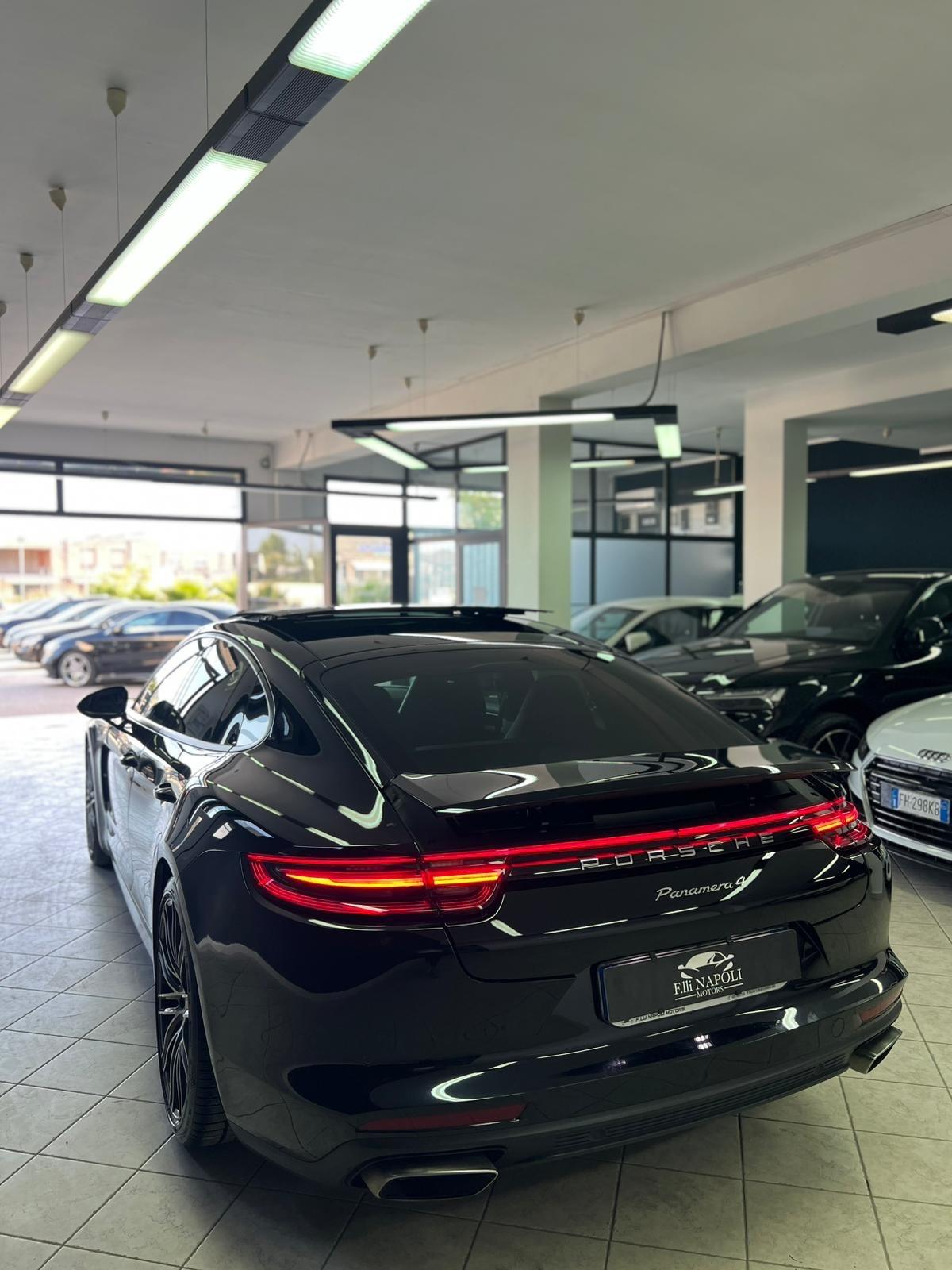 Porsche Panamera 3.0 4