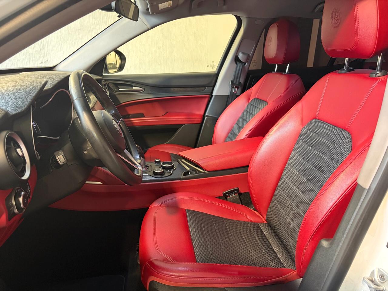 Alfa Romeo Stelvio 2.2 Turbodiesel 190 CV AT8 RWD Super