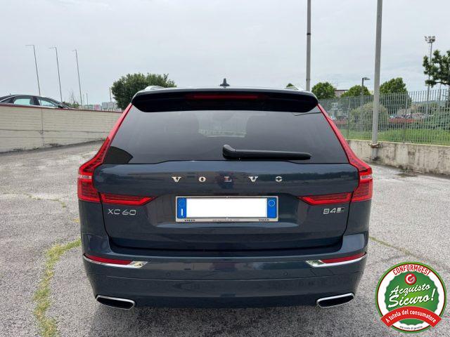 VOLVO XC60 B4 (d) AWD Inscription R.L.19" Sedili Pelle