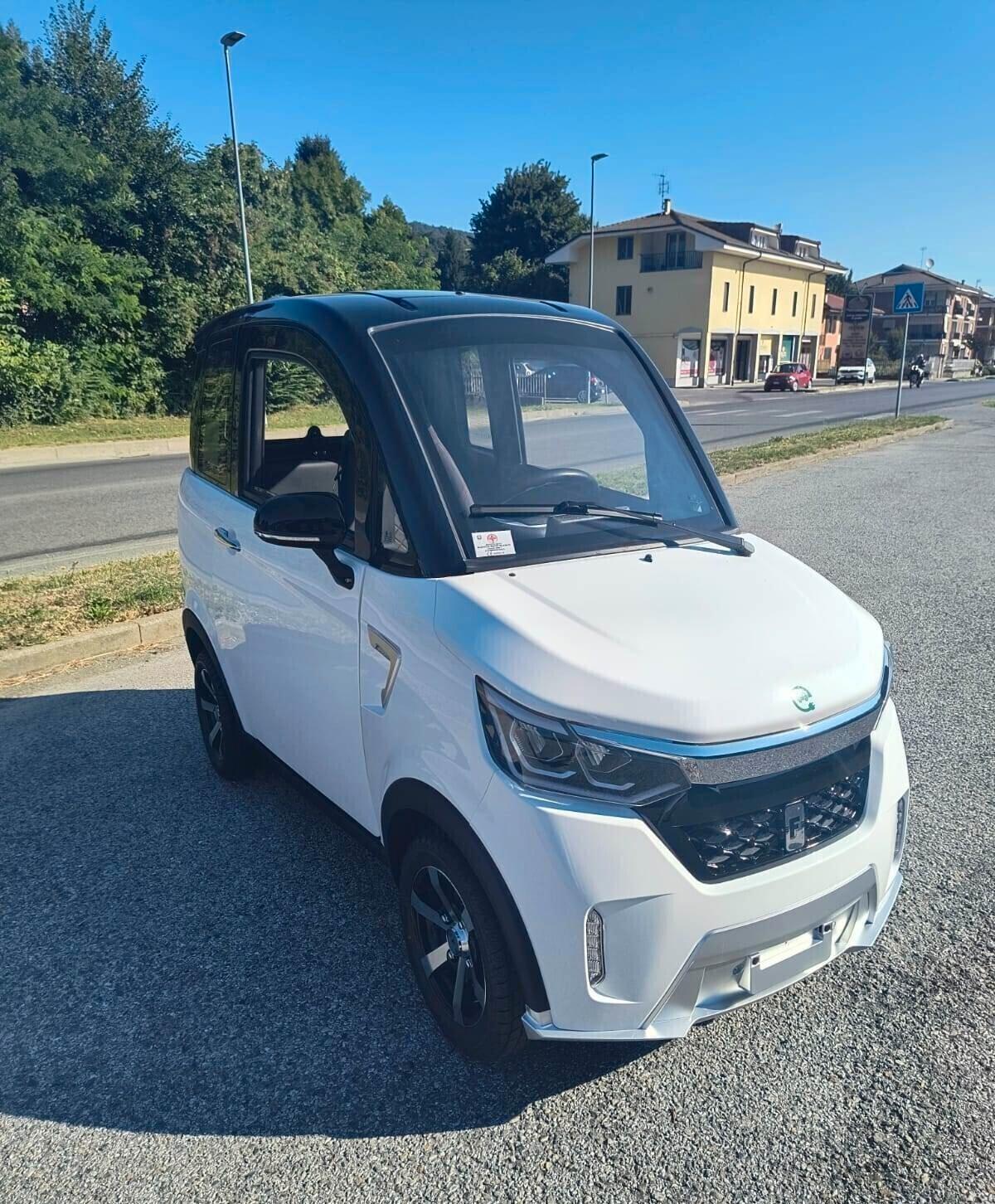 FREEDOM EVO anziani o disabili SENZA PATENTE MINICAR