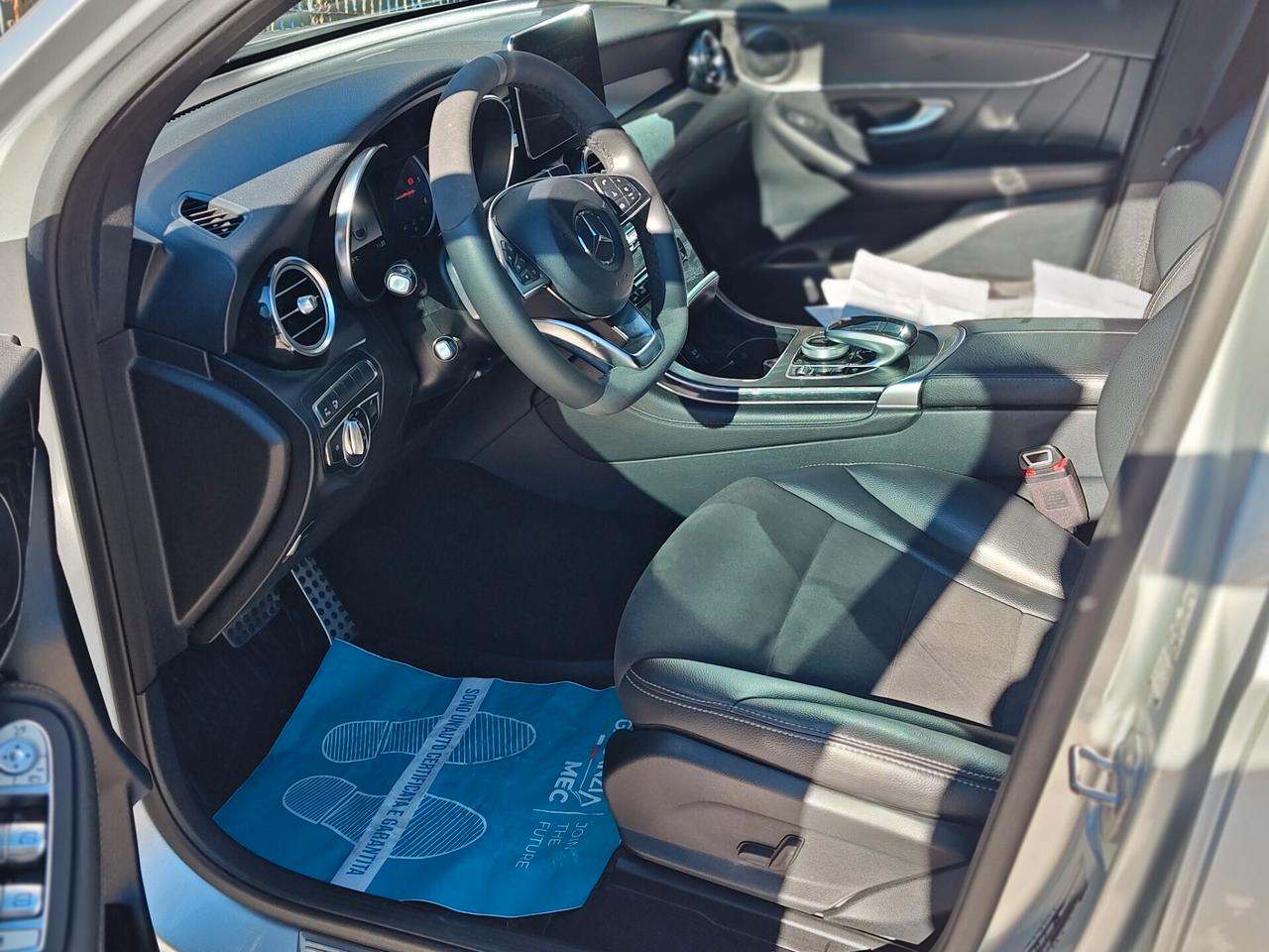 MERCEDES GLC COUPÉ 250 D 4MATIC PREMIUM AMG NIGHT