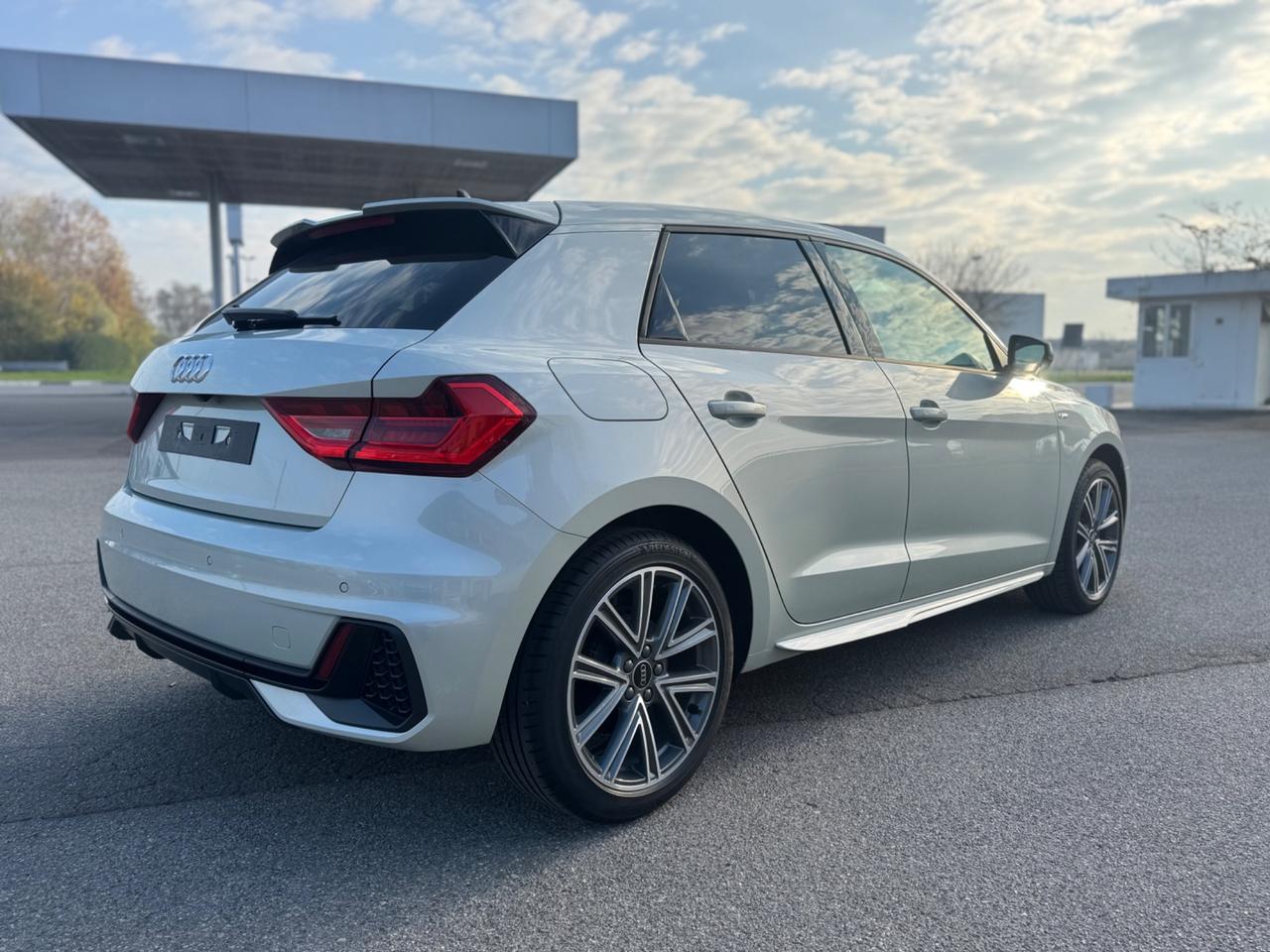 Audi A1 sportback 25 1.0 tfsi S-Line admired advanced s-tronic