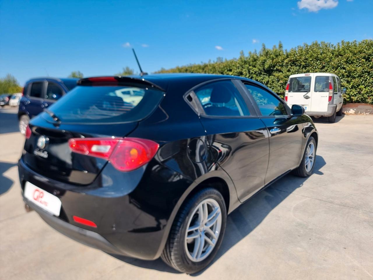 Alfa Romeo Giulietta 1.6 JTDm-2 120 CV Distinctive