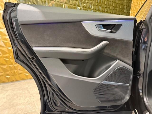 Audi Q8 RSQ8 4.0 mhev quattro tiptronic