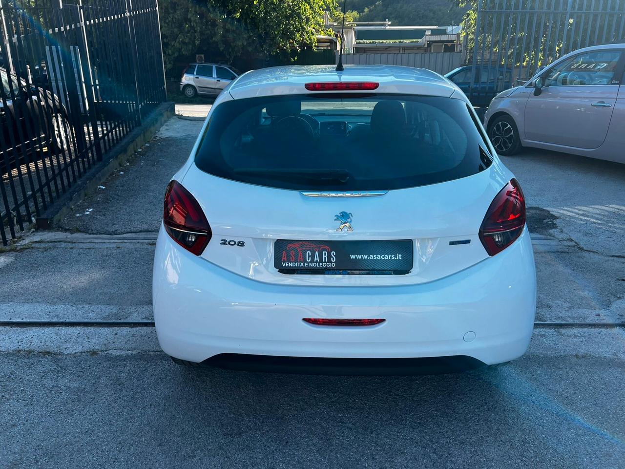 Peugeot 208 BlueHDi 75 5 porte Allure