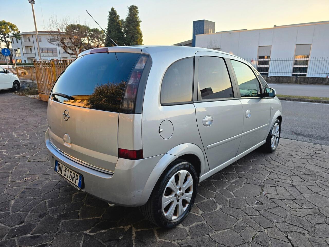 Opel Meriva 1.4 BENZINA UNICO PROPRIETARIO OK PER NEOPATENTATI