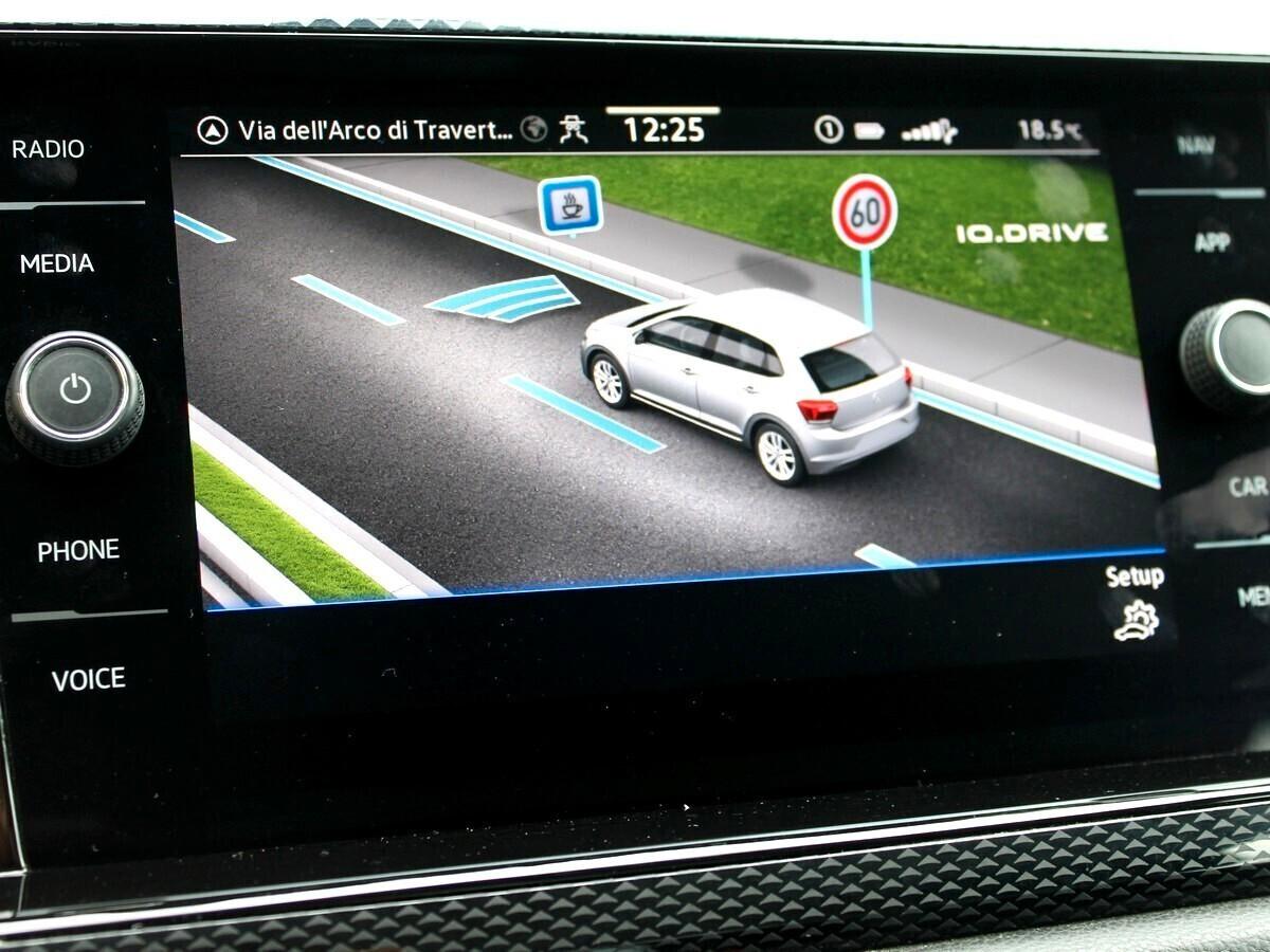 Volkswagen Polo 1.0tsi Life 95cv NAV VIRTUAL UNIPRO IVA DEDUCIBILE