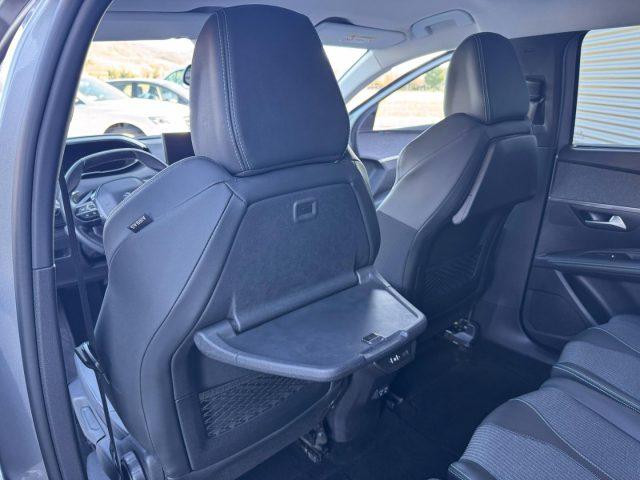 PEUGEOT 5008 130cv EAT8 ALLURE IVA ESPOSTA 7 POSTI automatica