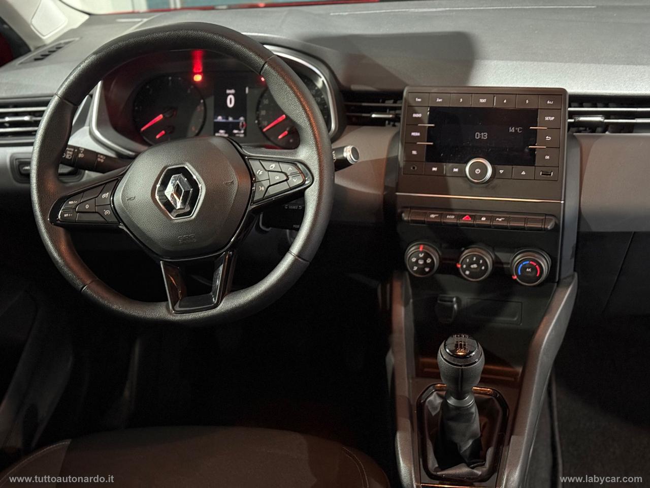 RENAULT Clio dCi 8V 90CV 5p. Moschino Life