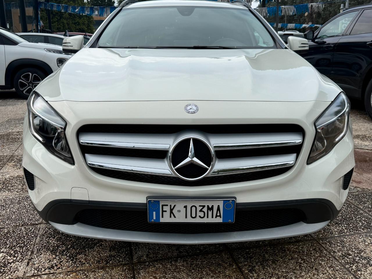 " DA VETRINA " Mercedes-benz GLA 180 d Business