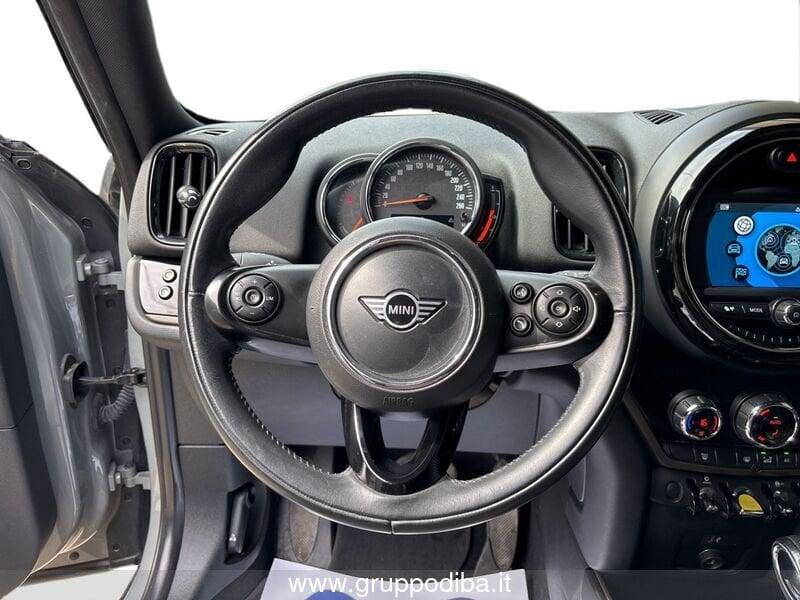 MINI Mini Countryman F60 2017 Benzi Mini Countryman 1.5 Cooper SE Hype all4 auto