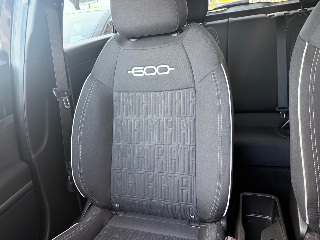Fiat 600 Hybrid 145 CV DCT MHEV