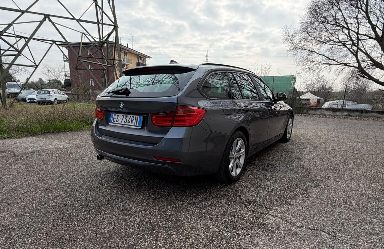 Bmw 320 320d xDrive Touring Luxury