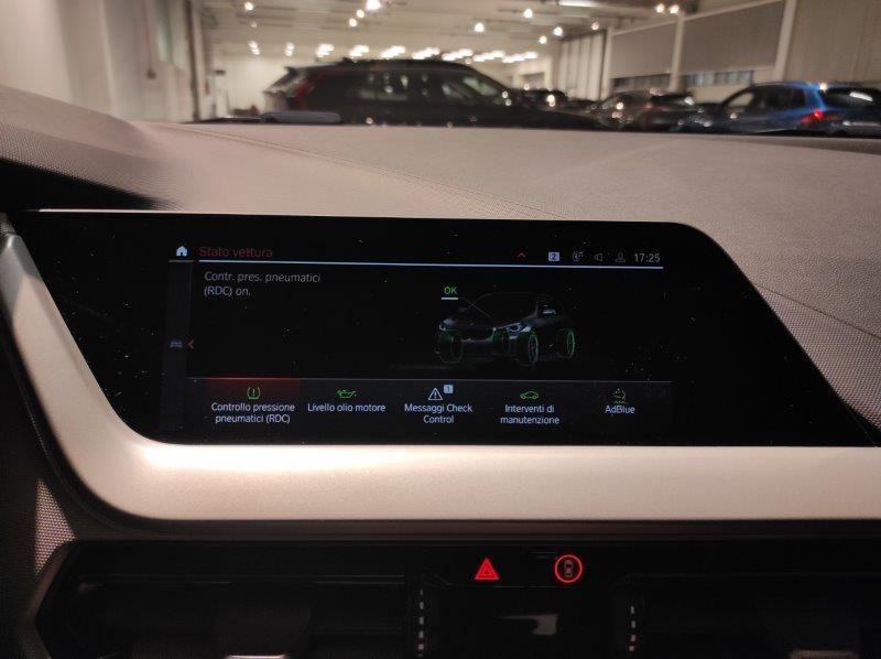 BMW Serie 1 (F40) - 116d 5p. Business Advantage