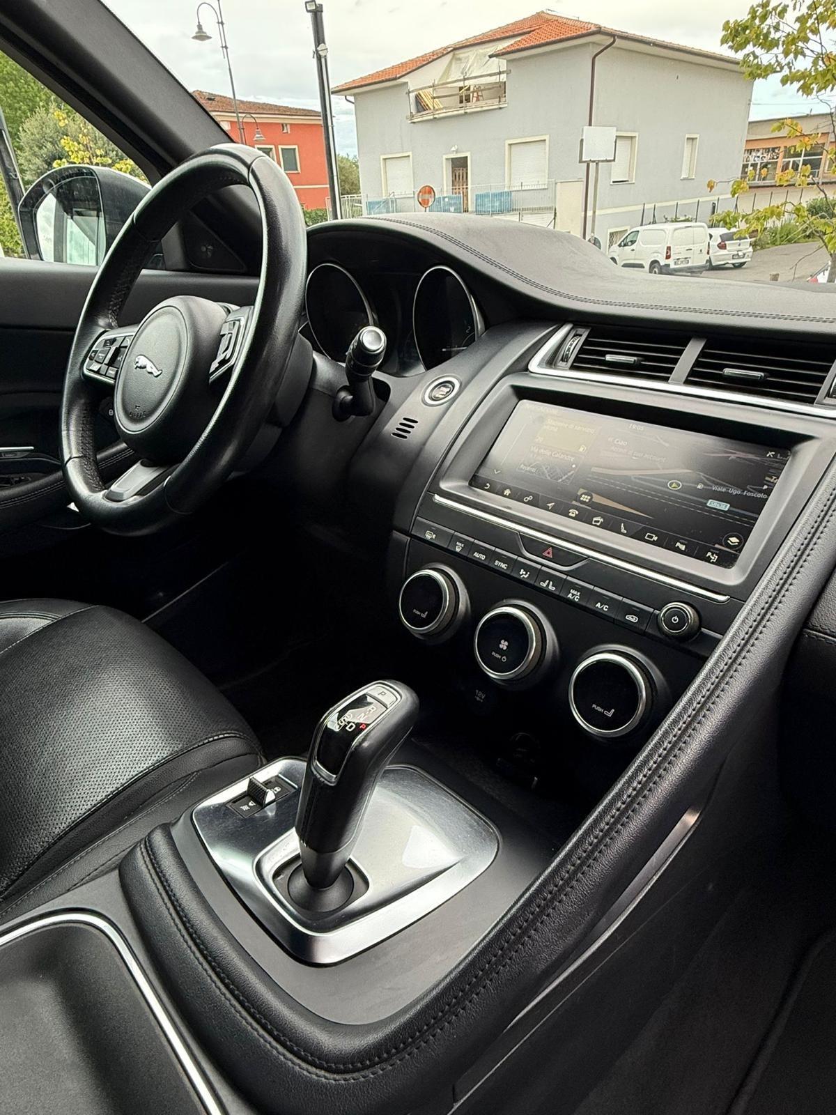 Jaguar E-Pace 2.0D 150 CV R-Dynamic S