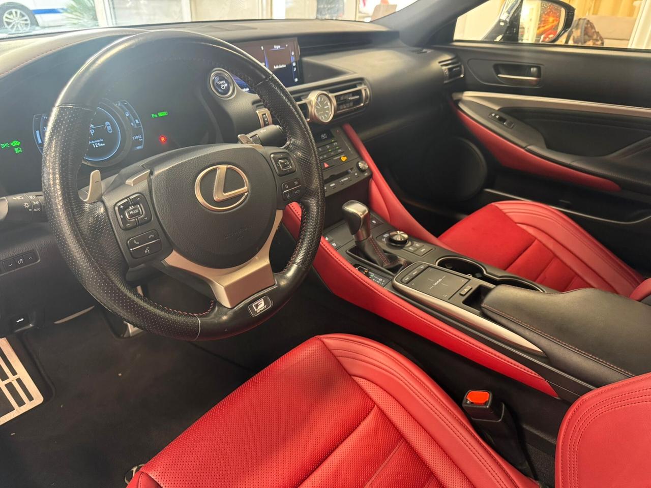 Lexus RC F Hybrid Sport
