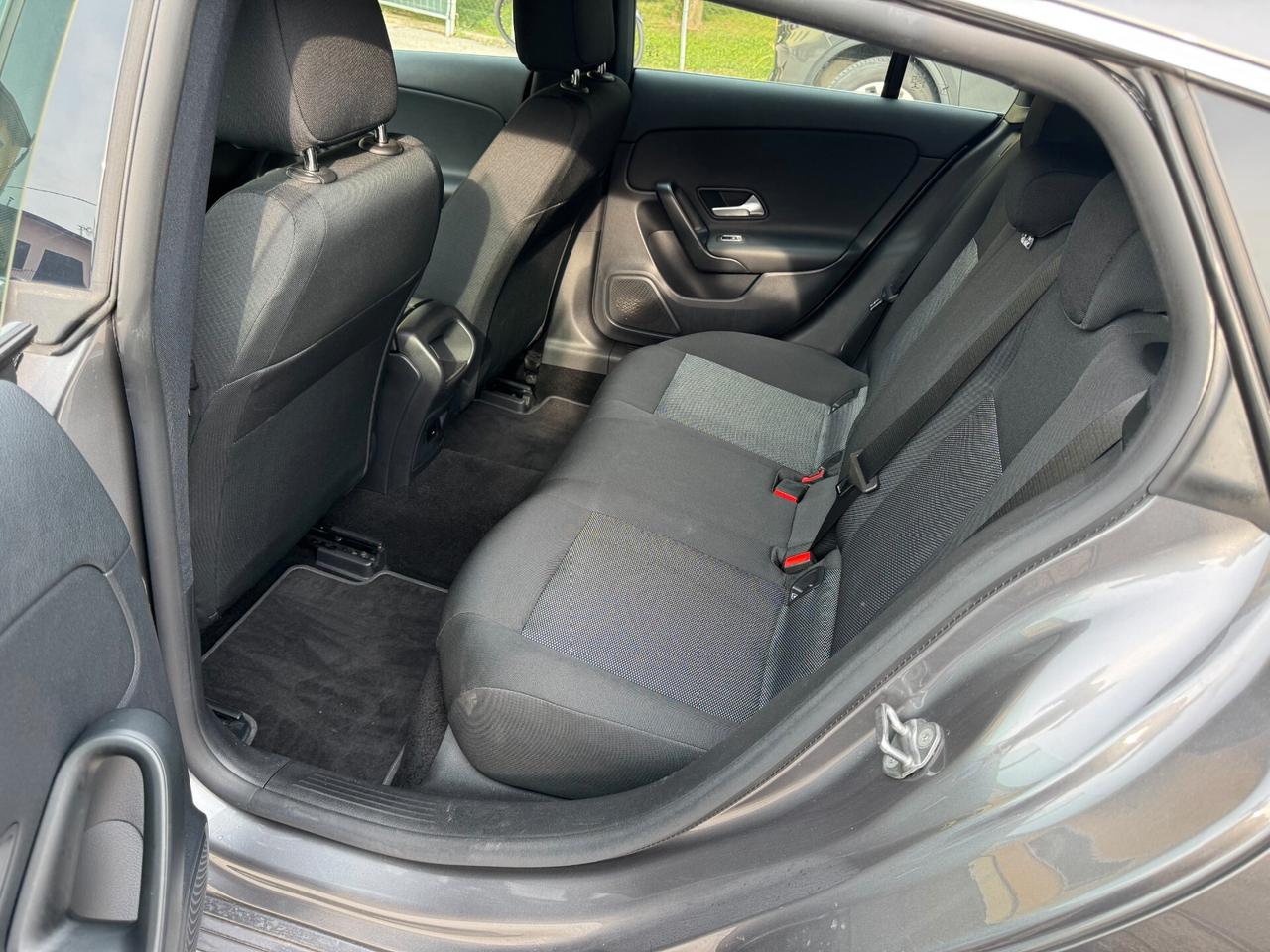 Mercedes-benz CLA 200 d Automatic Shooting Brake Executive