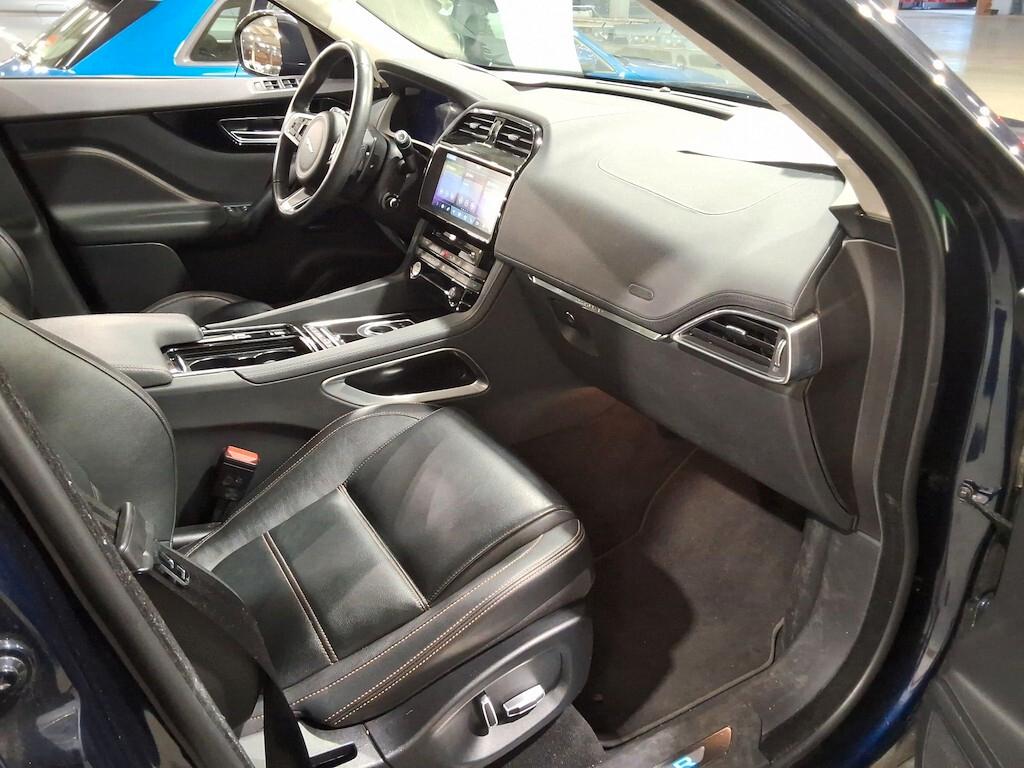 Jaguar F-Pace 2.0D 180CV AWD AUT. PRESTIGE ( PELLE - VIRTUAL COCKPIT NAVI PDC TELECAMERA POST. )