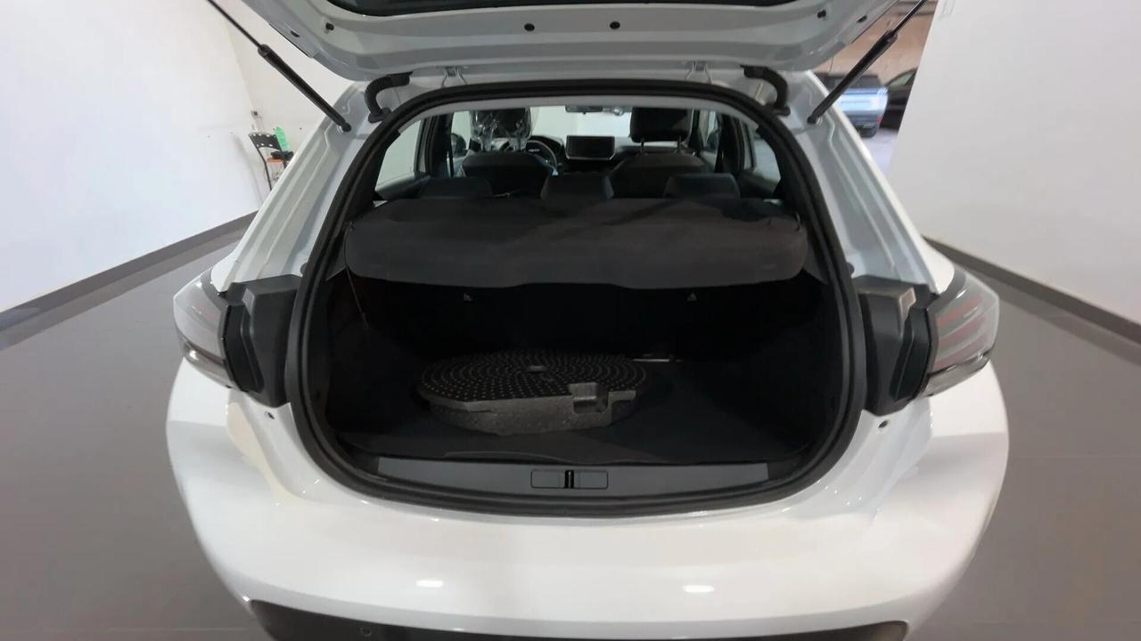 Peugeot 208 1.2 75CV KM0