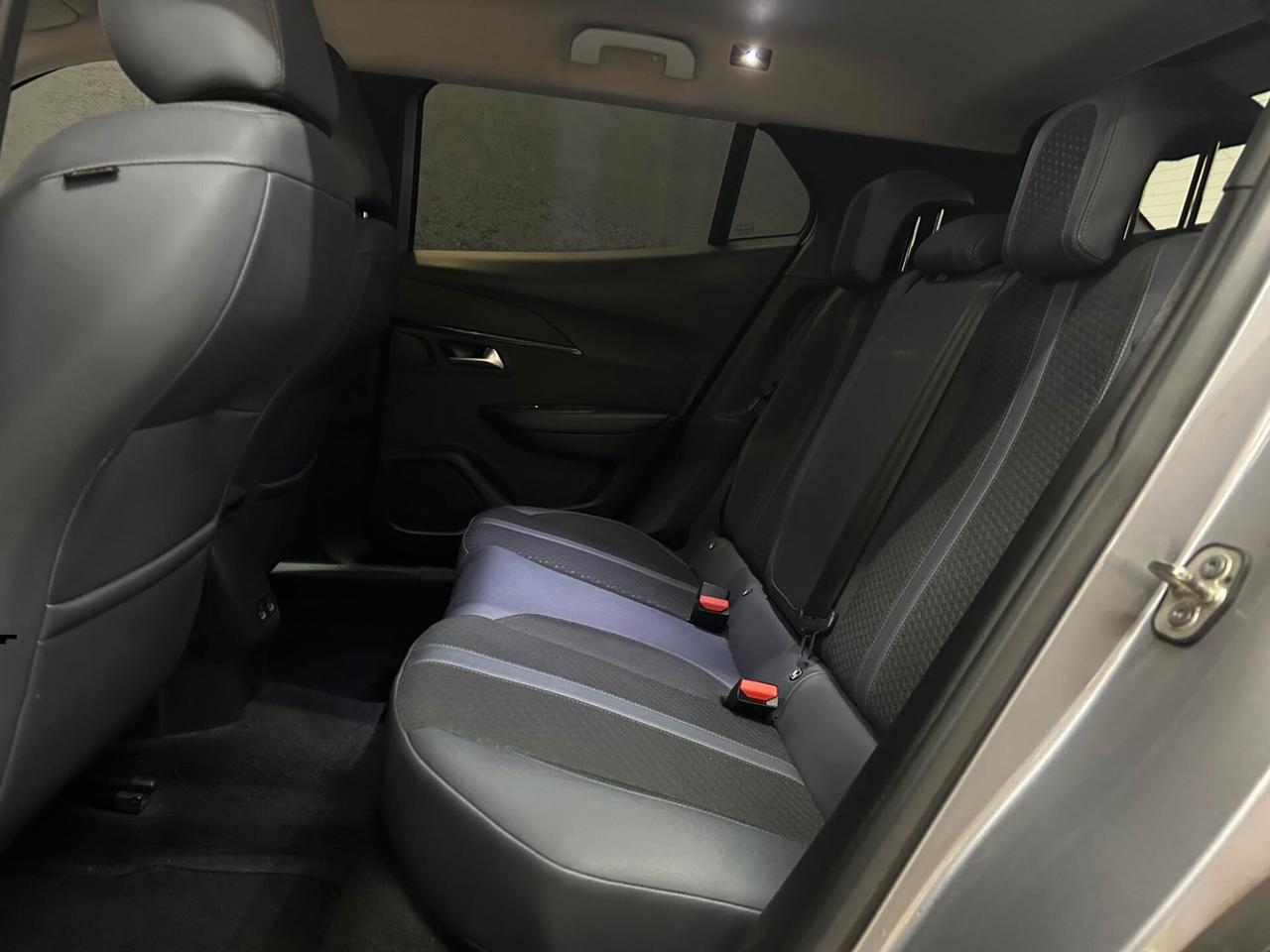 Peugeot 2008 BlueHDi 100 S&S Allure