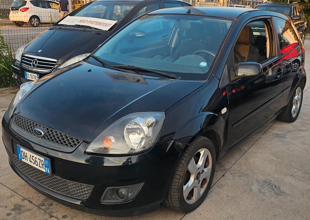 Ford Fiesta 1.4 GUIDABILE DA NEOPATENTATI