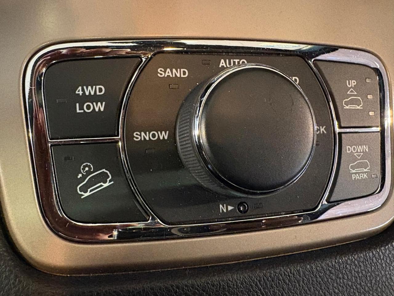 Jeep Grand Cherokee OVERLAND 3.0 V6 CRD Multijet II UNICO PR.