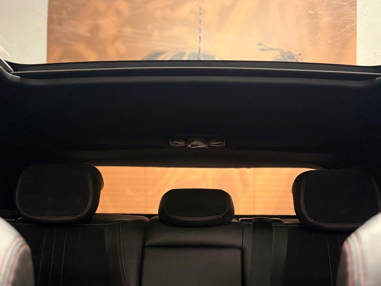 MERAVIGLIOSA PEUGEOT 308 GT CON TETTO PANORAMICO CON 128.162 KM