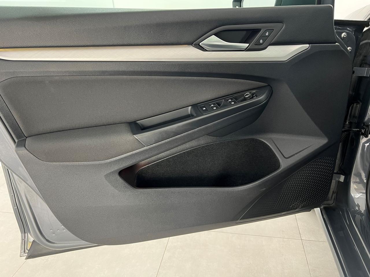 VOLKSWAGEN Golf VIII 2020 Golf 2.0 tdi Life 115cv dsg