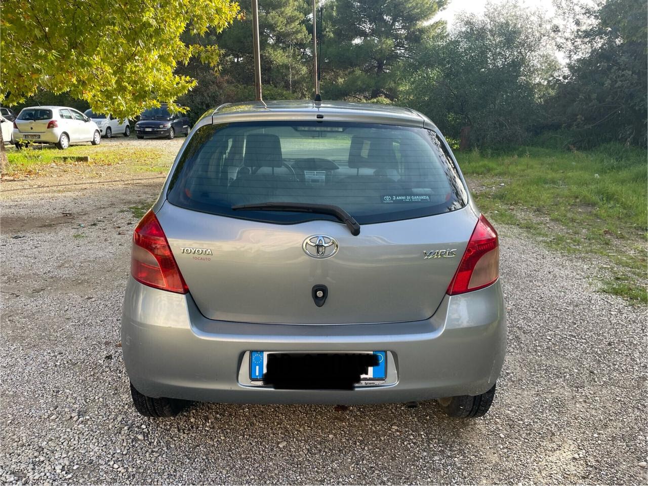 Toyota Yaris 1.0 5 porte