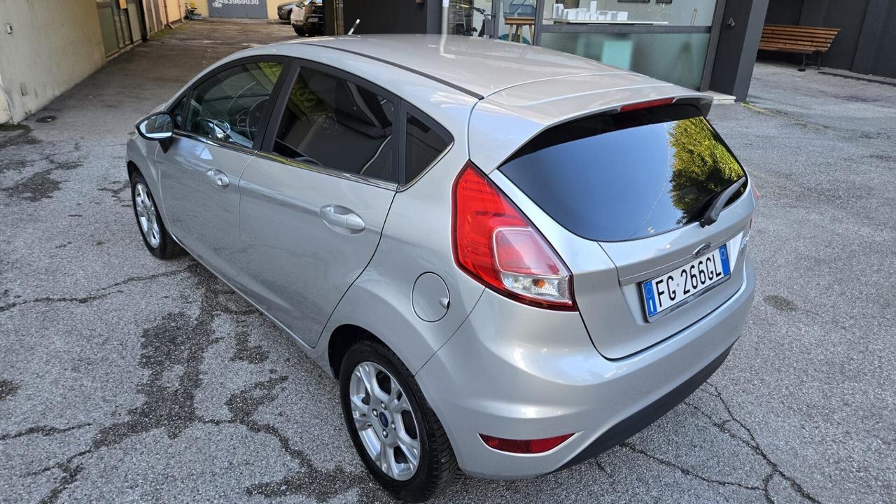 Ford Fiesta 1.5 TDCi 75CV 5 porte Titanium Neopate