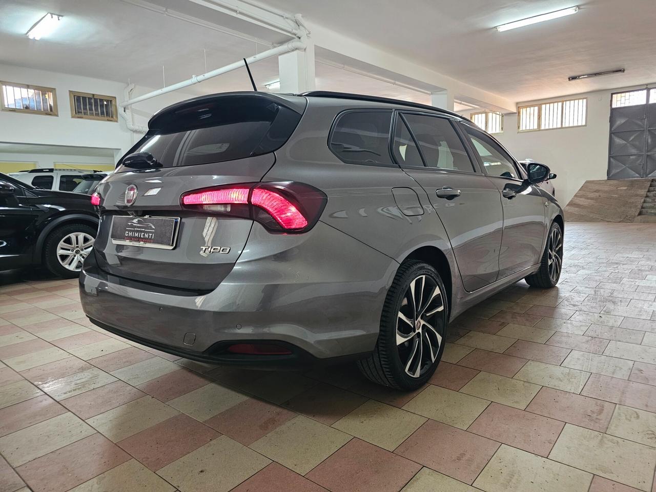 Fiat Tipo 1.4 T-Jet 120CV GPL SW Lounge